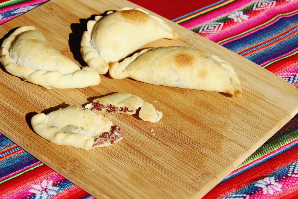 Empanadas de quinoa rouge et fromage MangezMoi.fr