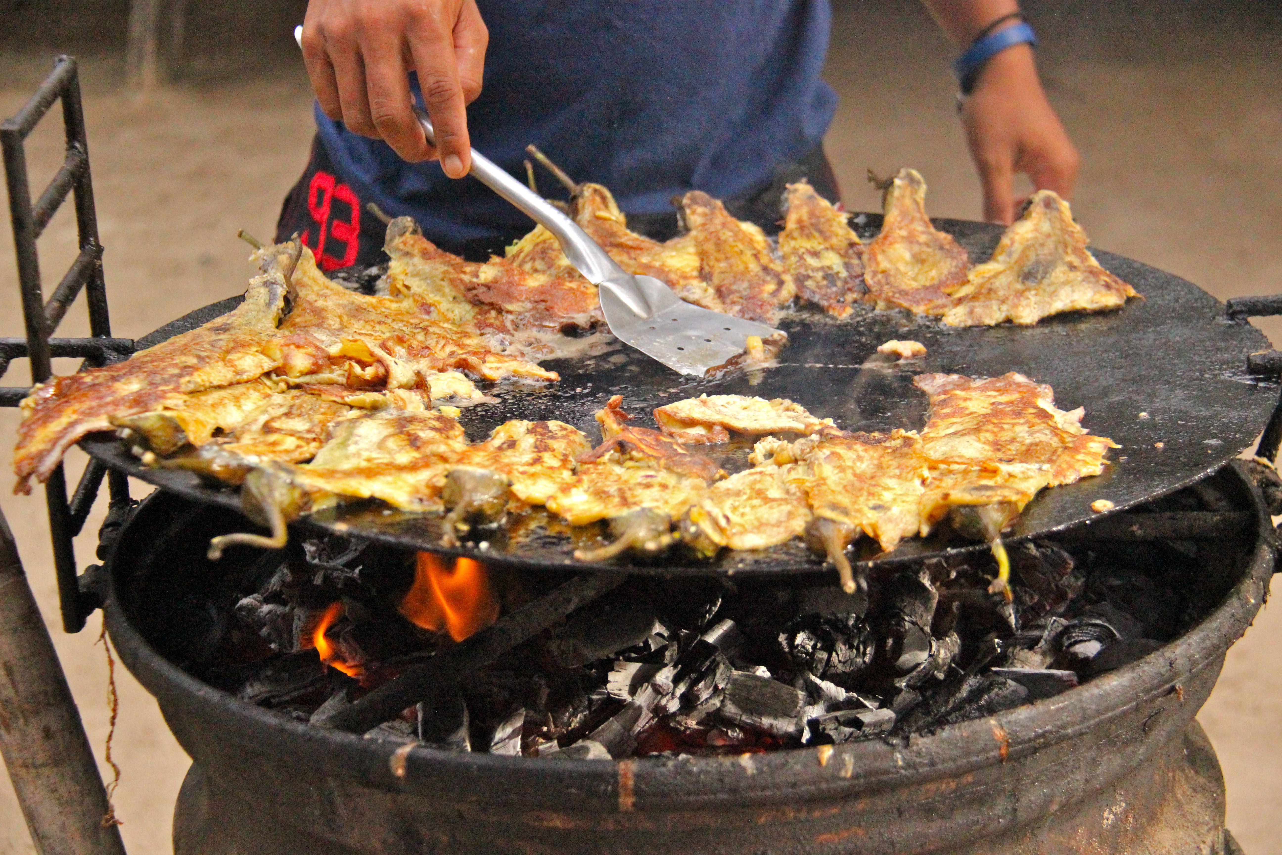 Tortang talong au barbecue : omelette philippine à l'aubergine grillée
